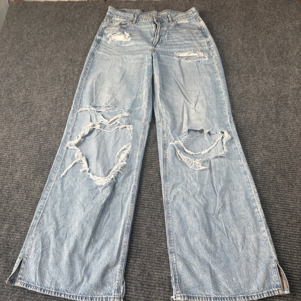 American Eagle Distressed Wide Leg Jeans Light Wash Blue High Rise Size 4